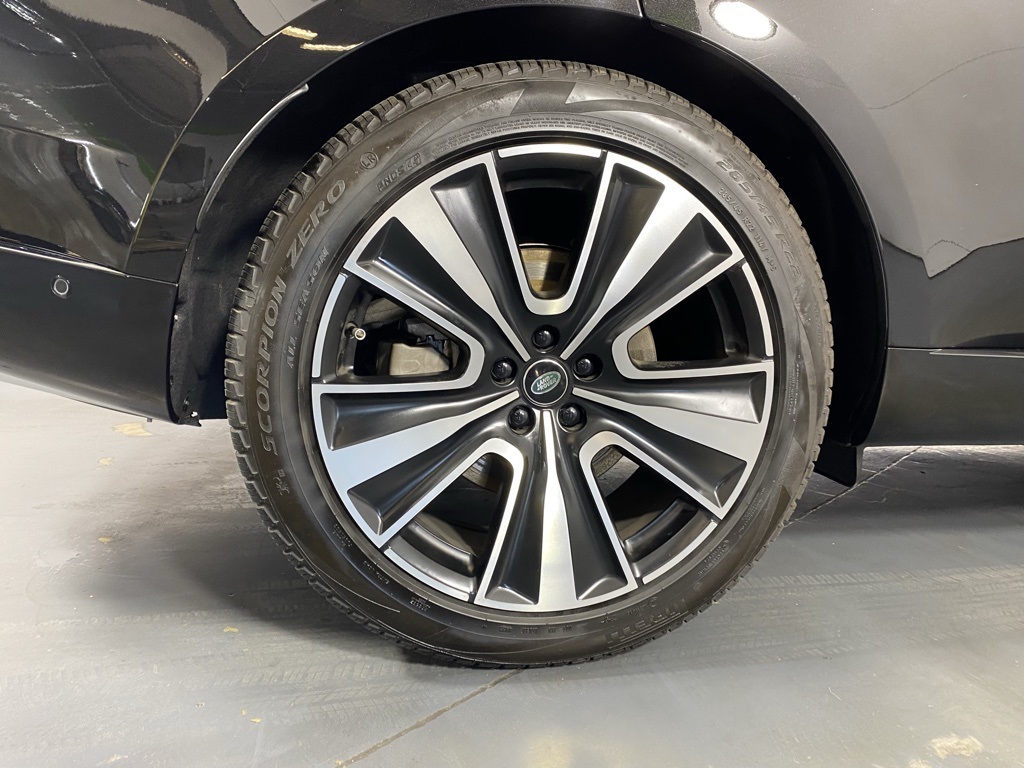 2024 Land Rover Range Rover SE photo 30