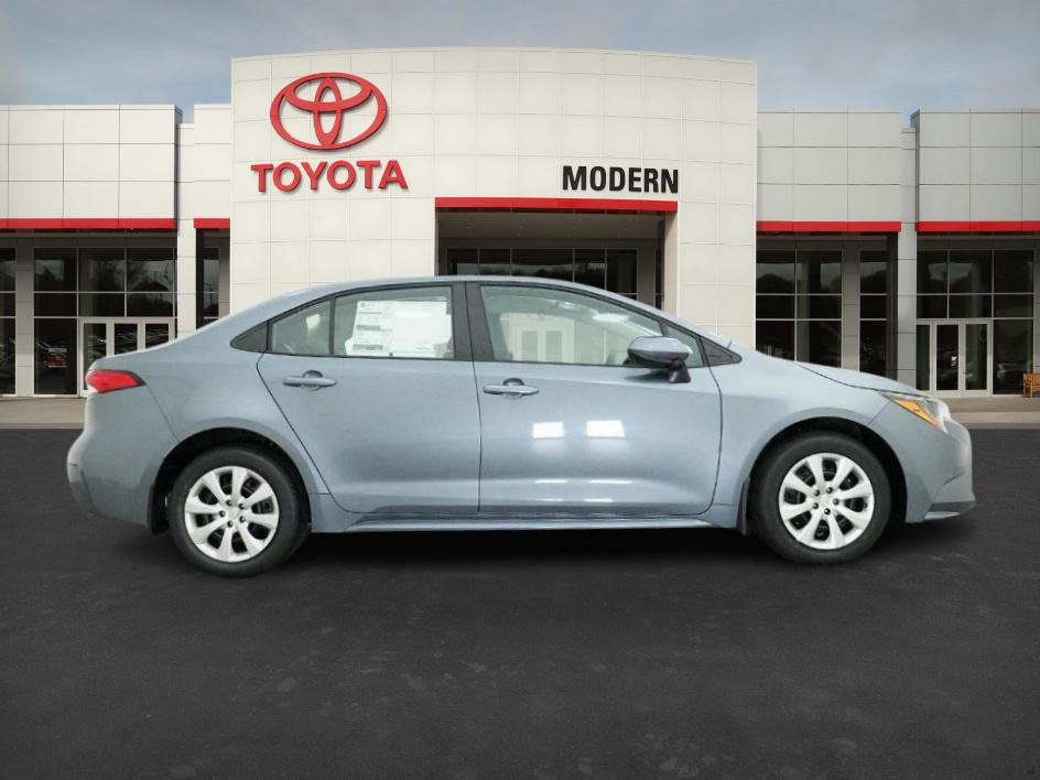 2025 Toyota Corolla LE photo 25
