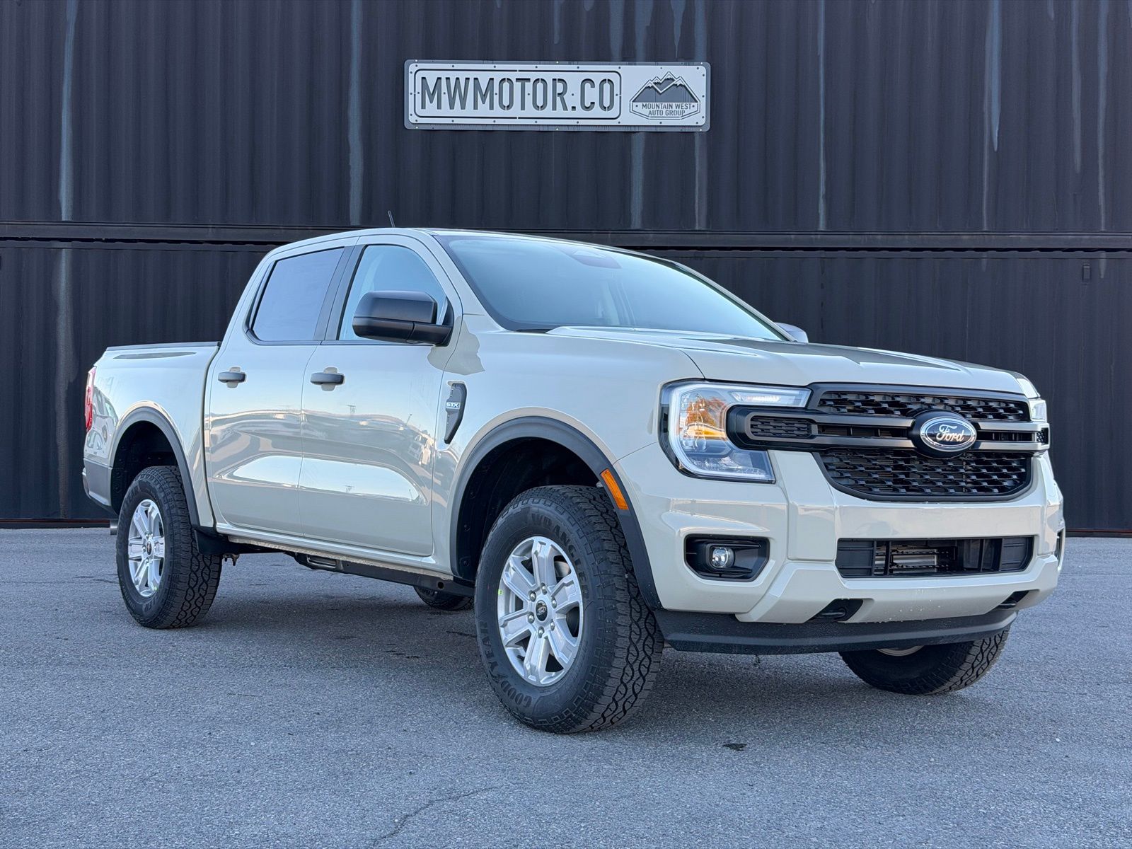 2025 Ford Ranger XL's photo