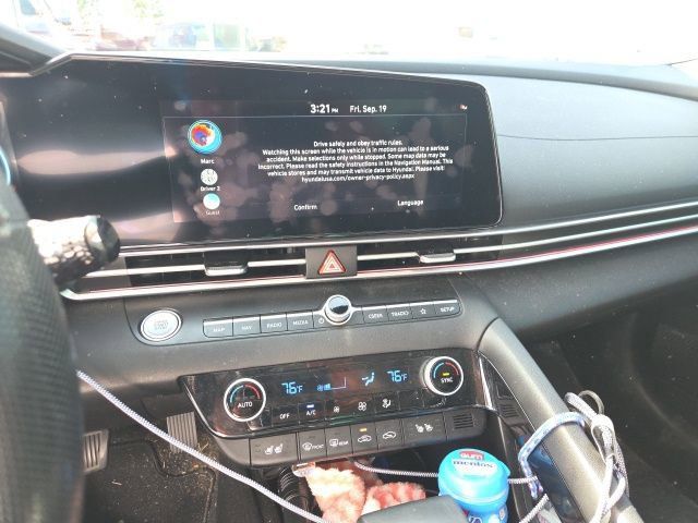2023 Hyundai Elantra Hybrid Limited photo 8