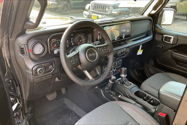 2025 Jeep Wrangler Rubicon photo 6