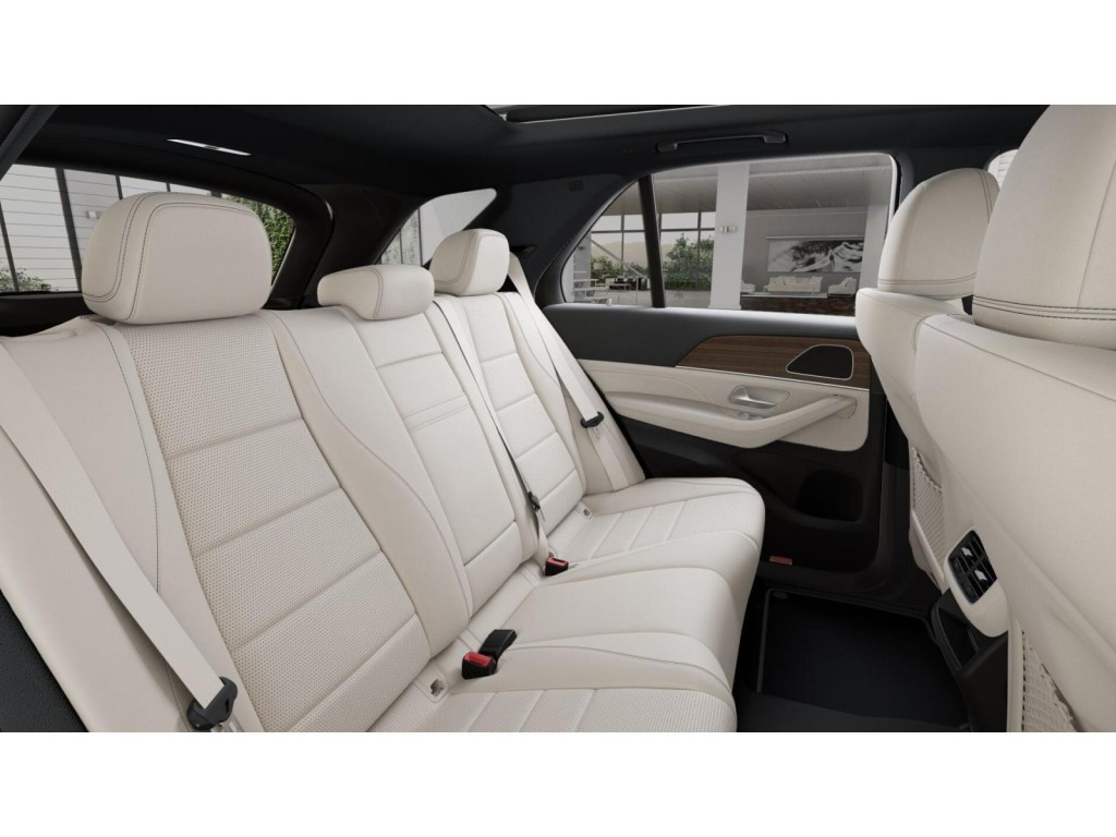 2026 Mercedes Benz GLE 350 4MATIC photo 4