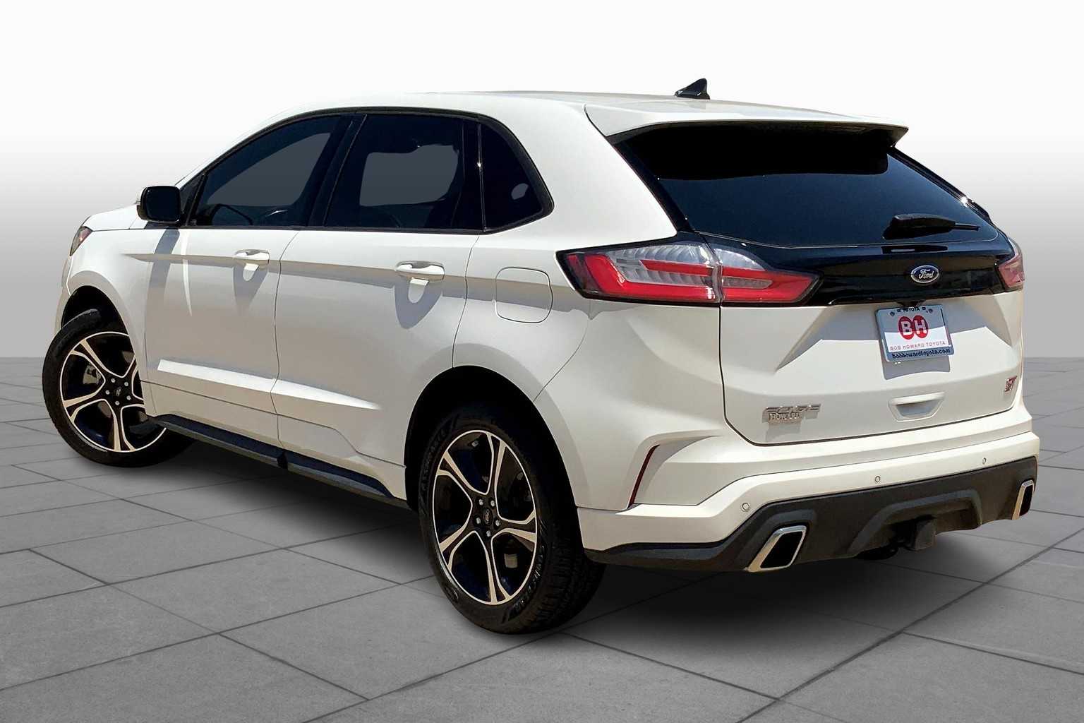2020 Ford Edge ST photo 11