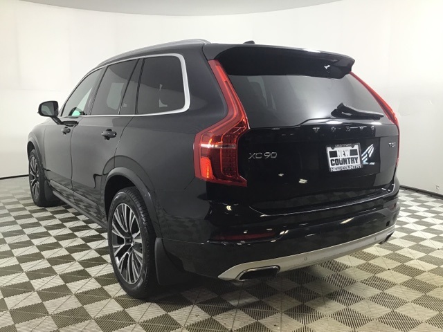 2020 Volvo XC90 T5 Momentum photo 2
