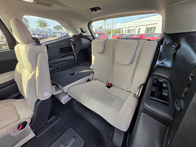 2025 Subaru Ascent Premium photo 17