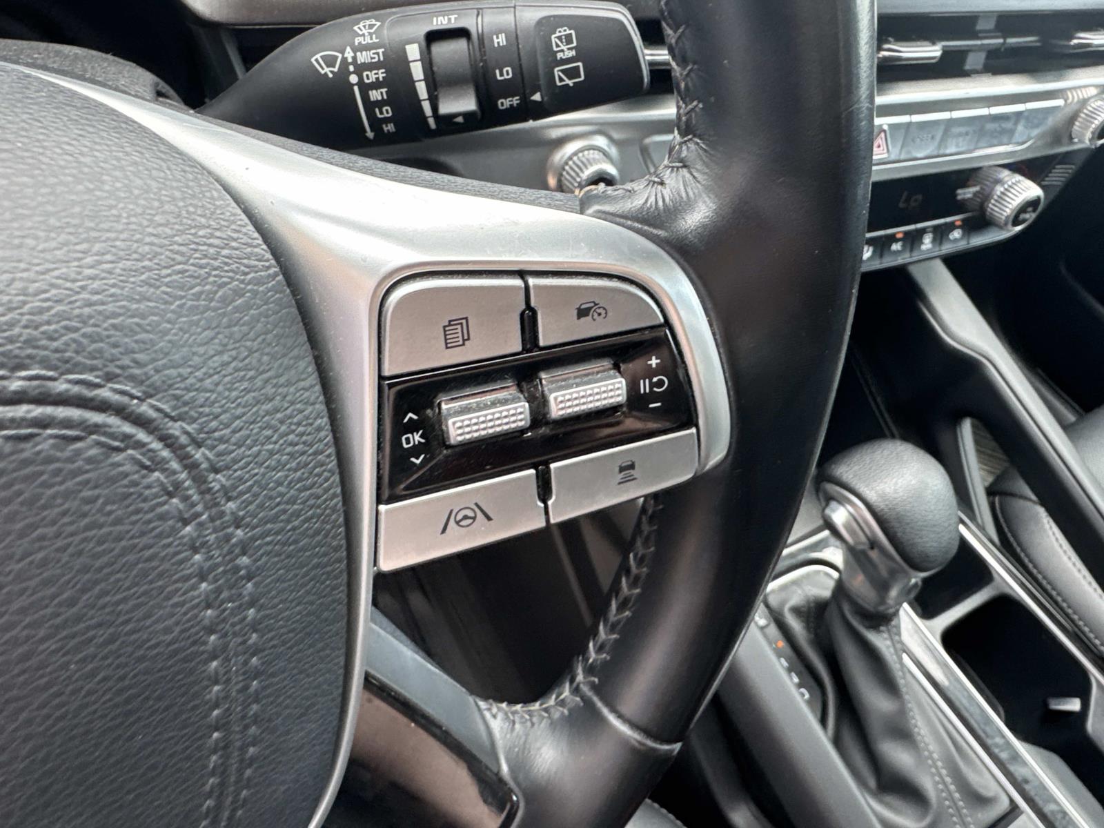 2023 Kia Telluride LX photo 22