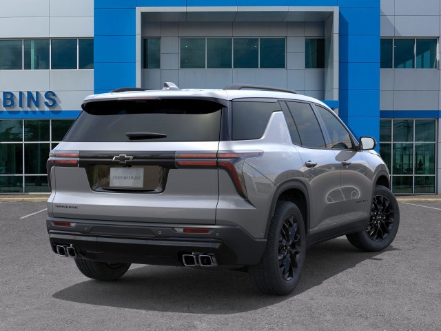 2026 Chevrolet Traverse photo 2