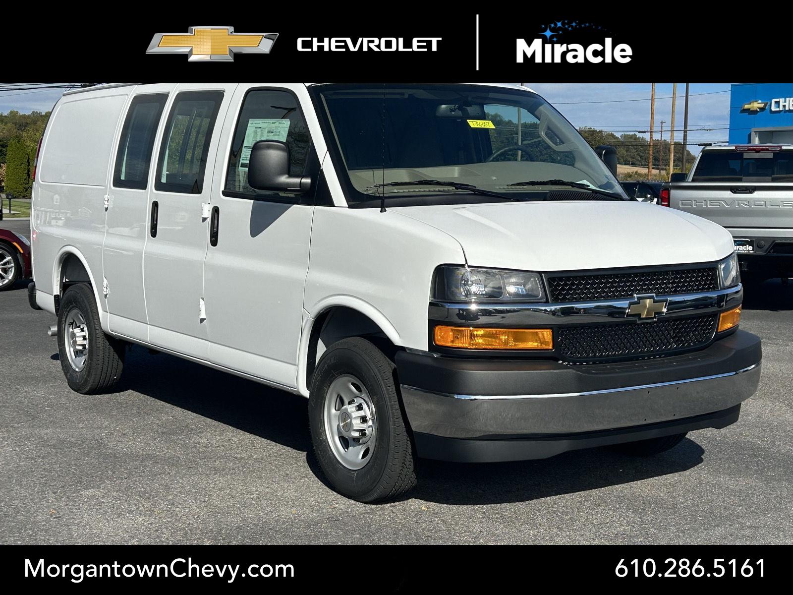 2025 Chevrolet Express Cargo Work Van's photo