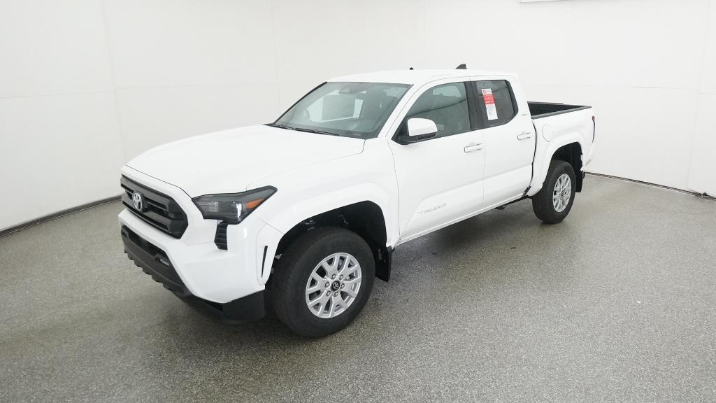 2025 Toyota Tacoma SR5's photo