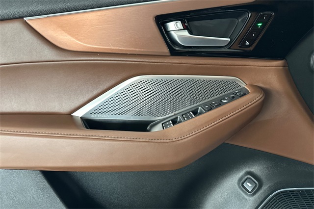 2023 Acura MDX Technology SH-AWD photo 11