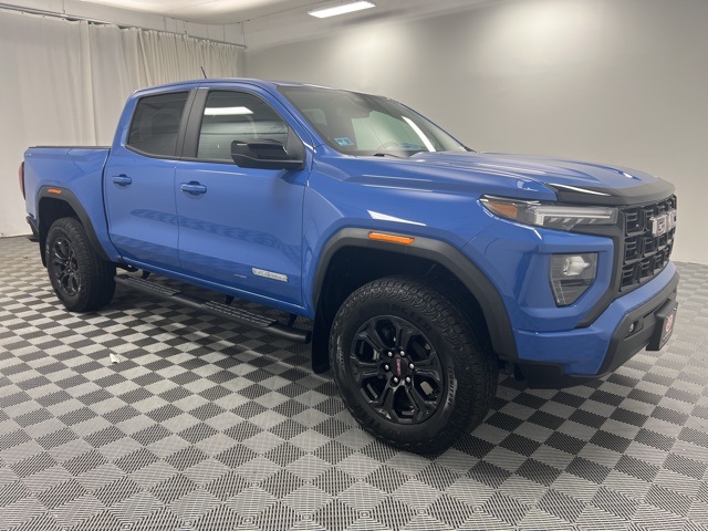 2025 GMC Canyon Elevation's photo