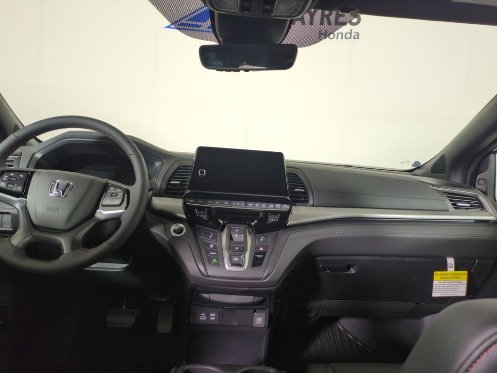 2026 Honda Odyssey photo 18