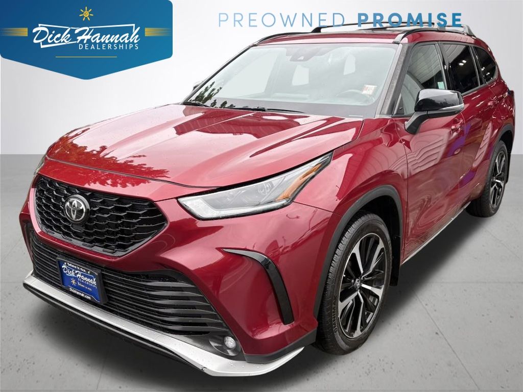 2022 Toyota Highlander XSE's photo