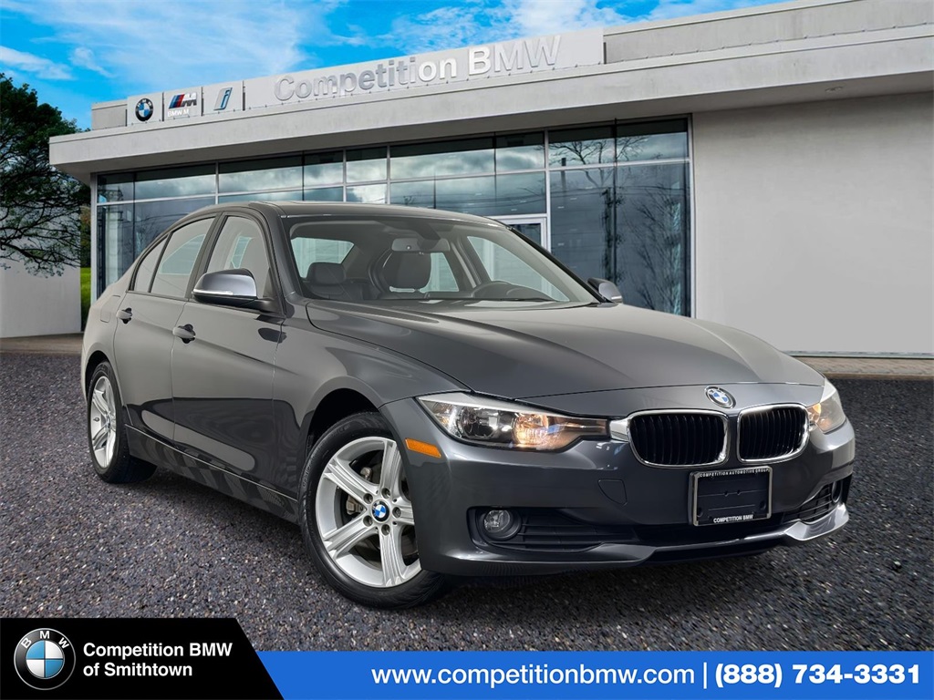 2014 BMW 3 Series 320i's photo