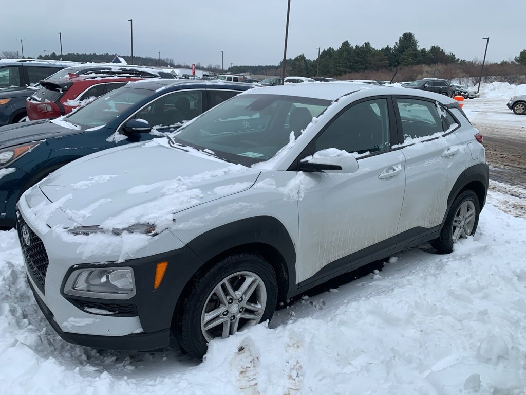 2020 Hyundai Kona SE's photo