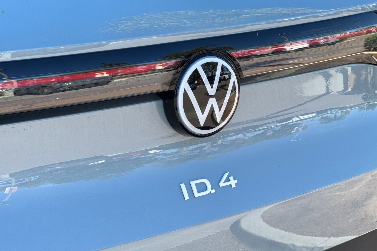 2025 Volkswagen ID.4 Pro S photo 25