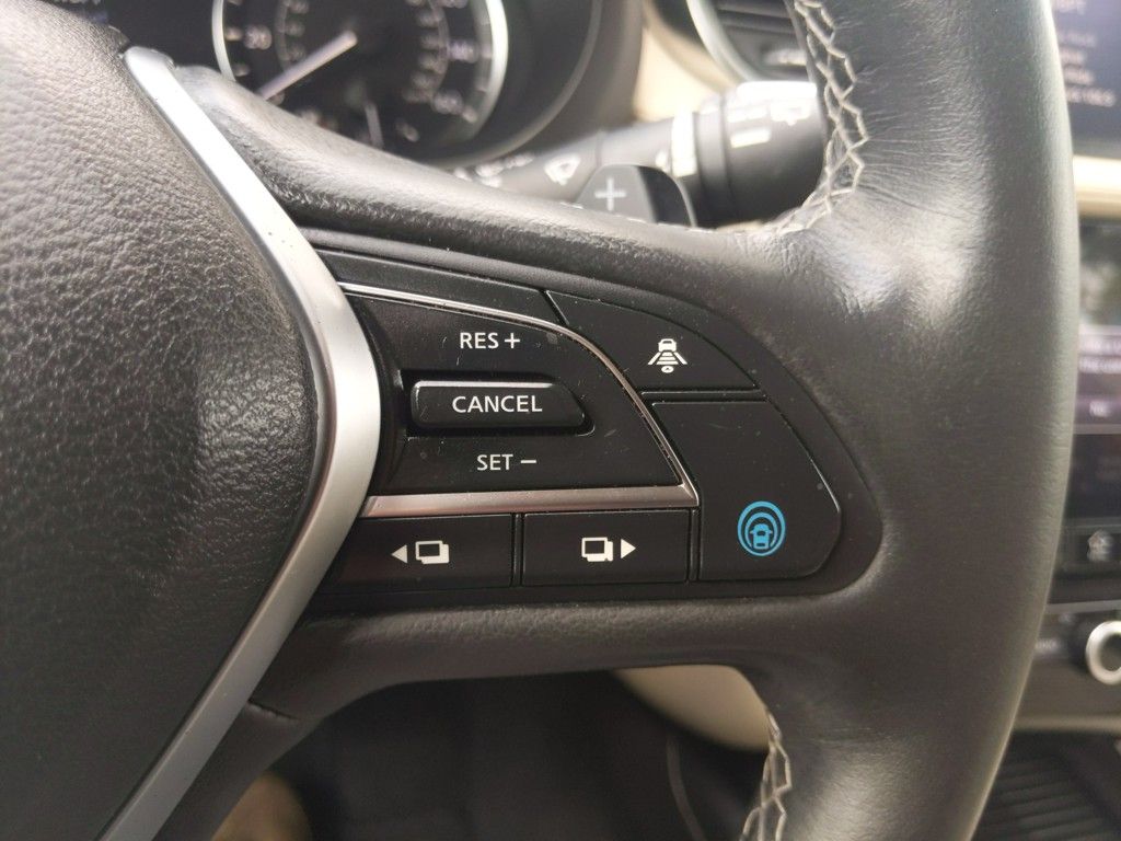 2022 Infiniti QX50 Luxe photo 16