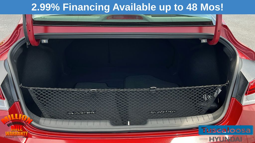 2025 Hyundai Elantra SEL Convenience photo 9