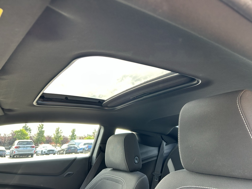 2018 Chevrolet Camaro SS photo 21