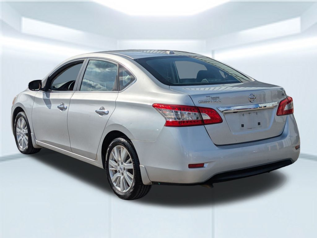 2015 Nissan Sentra SL photo 3