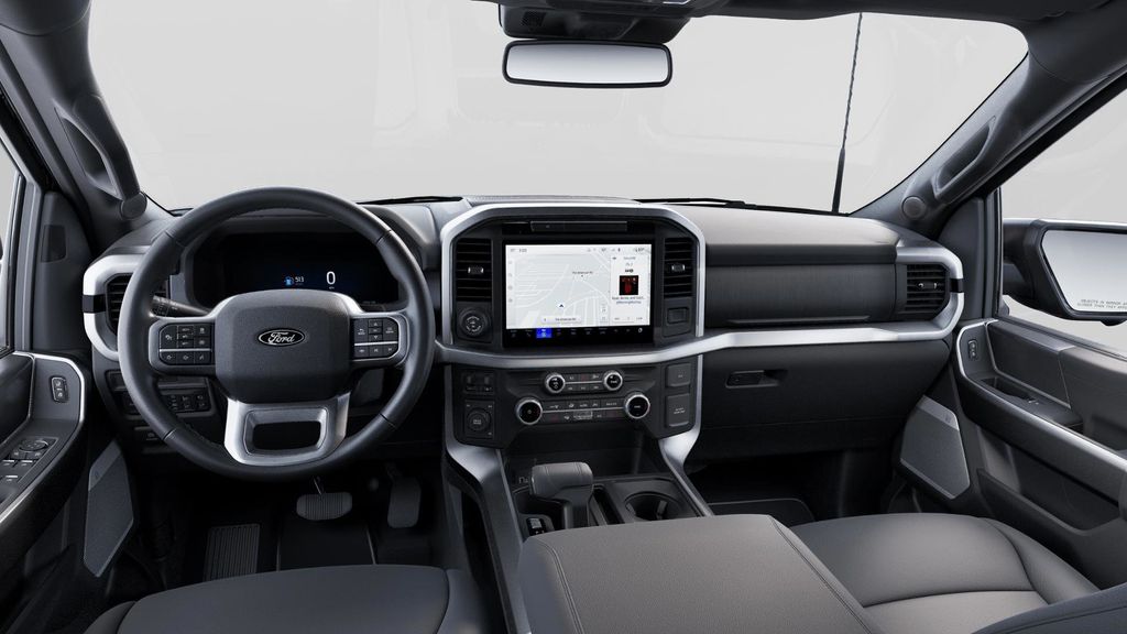 2025 Ford F-150 XLT photo 4