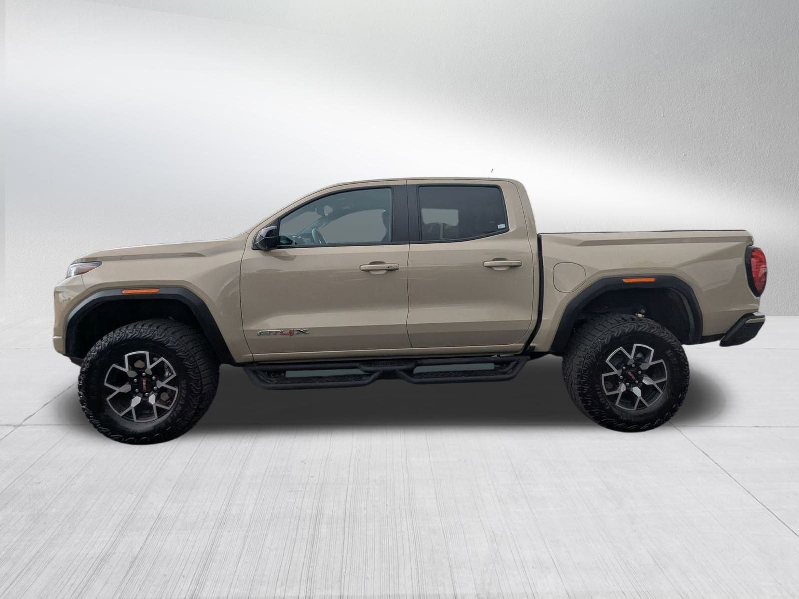 2024 Gmc Canyon AT4X photo 2