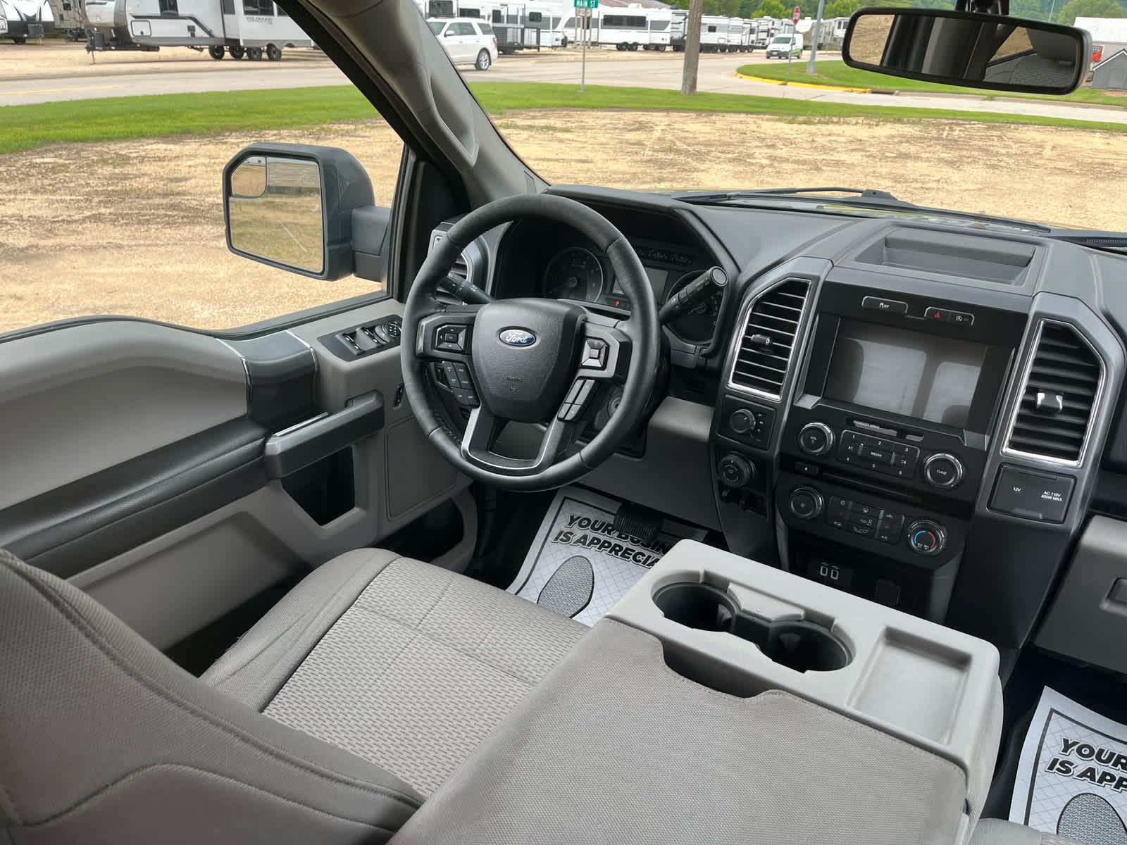 2017 Ford F-150 XLT photo 15