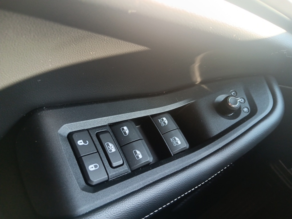 2023 Jeep Grand Cherokee Altitude photo 27