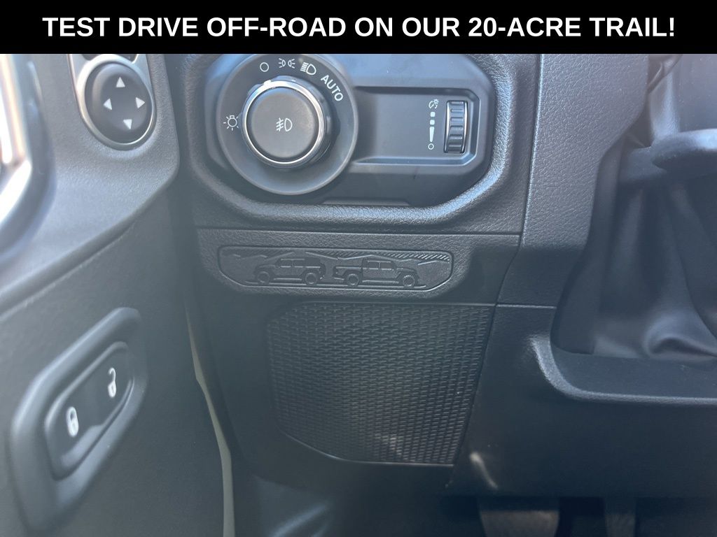 2025 Jeep Wrangler Sport S photo 28