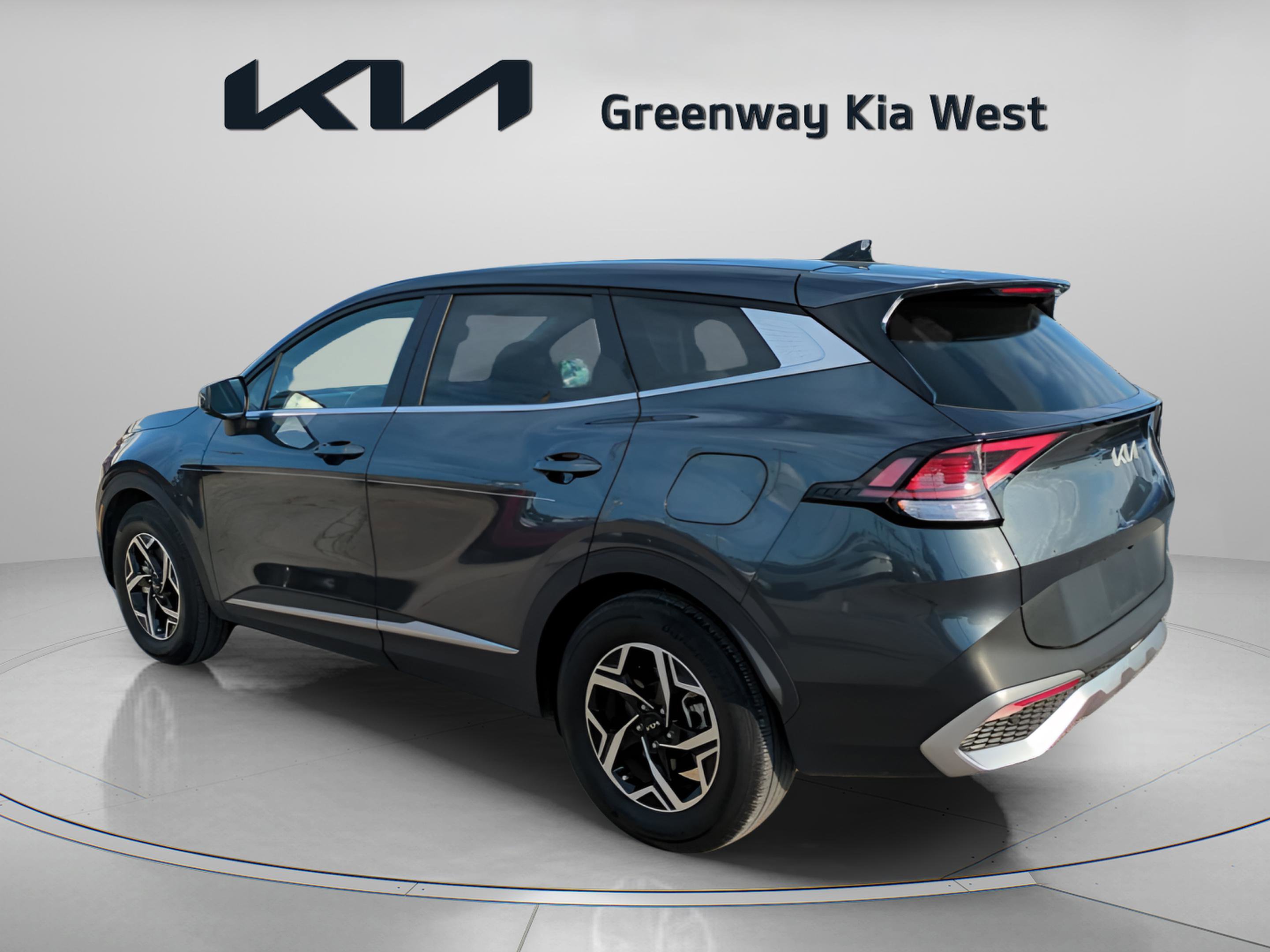 2024 Kia Sportage LX photo 4