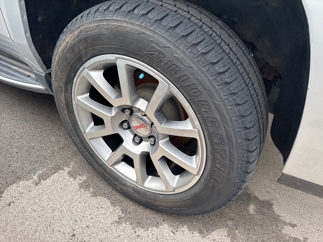 Used 2020 Silver GMC Denali image 7