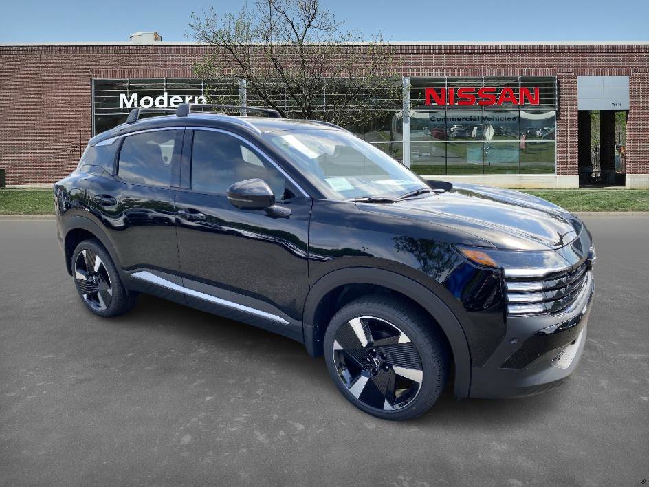 2025 Nissan Kicks SR photo 5