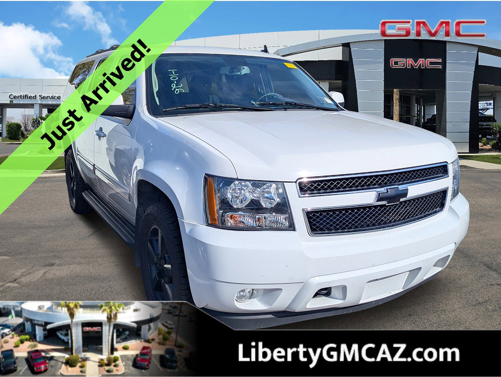 2013 Chevrolet Suburban LT's photo