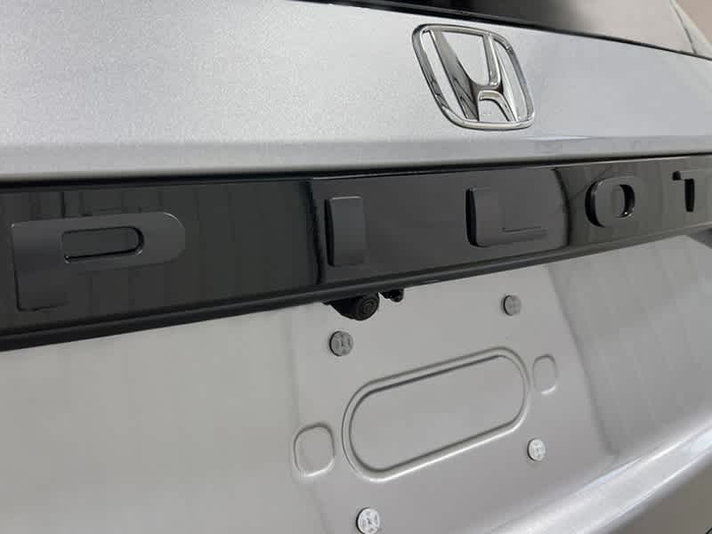 2025 Honda Pilot Elite photo 5
