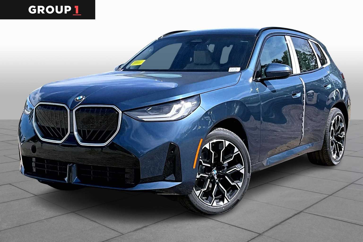 2026 BMW X3 30's photo