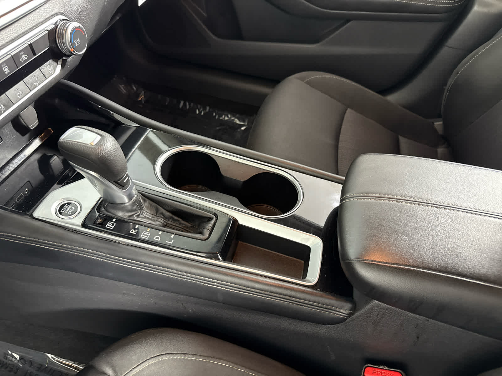 2023 Nissan Altima 2.5 SV photo 23