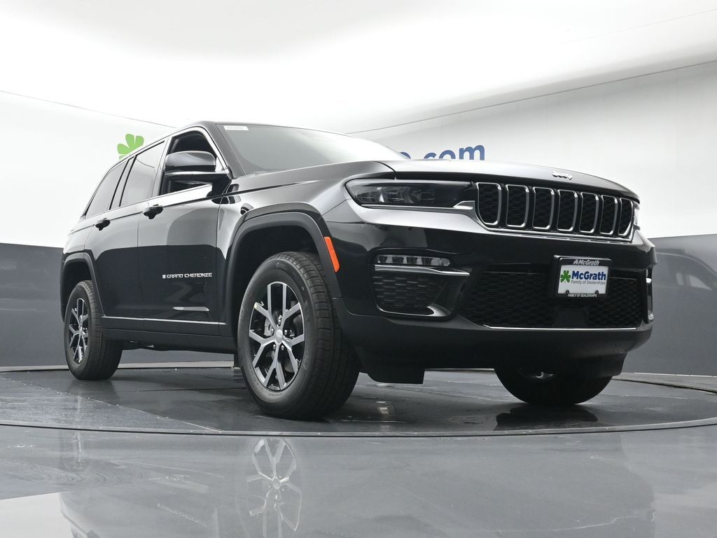 2025 Jeep Grand Cherokee Limited photo 18