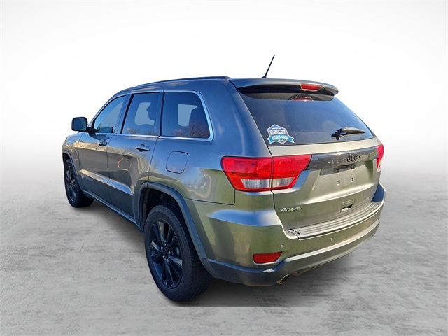 2012 Jeep Grand Cherokee Laredo Altitude photo 4