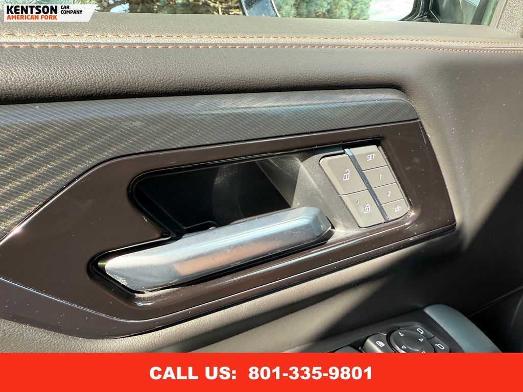 2025 Gmc Yukon XL AT4 photo 21