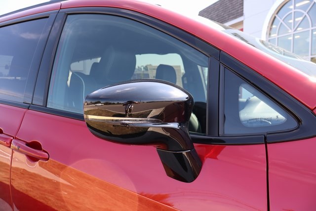 2026 Chrysler Pacifica Limited S Appearance photo 2