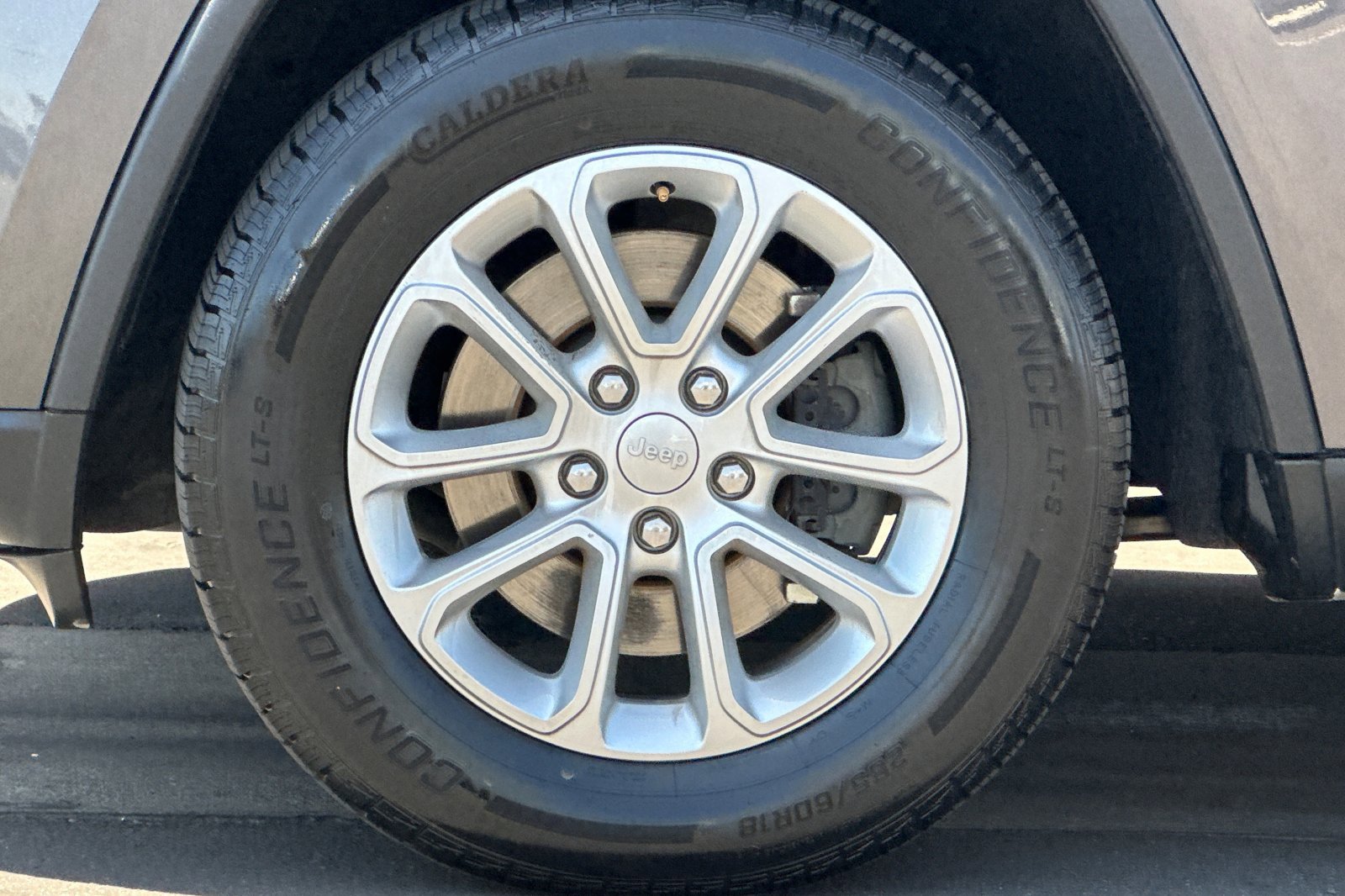 2021 Jeep Grand Cherokee Laredo E photo 25