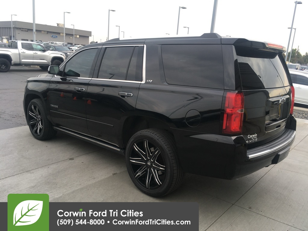2015 Chevrolet Tahoe LTZ photo 5