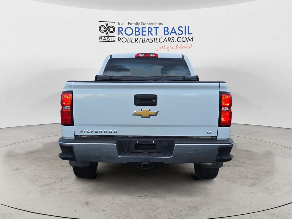 2017 Chevrolet Silverado 1500 LT photo 4