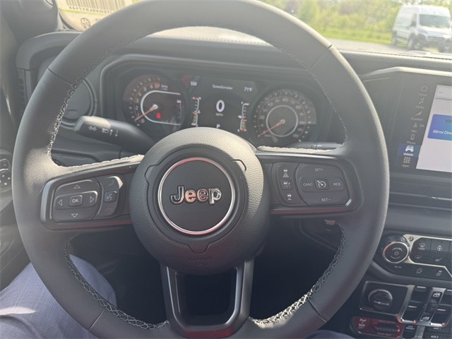 2025 Jeep Gladiator Mojave photo 31