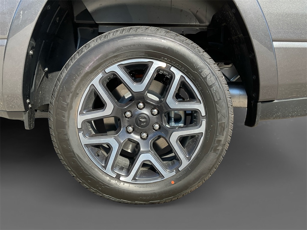 2026 Ram 1500 Laramie photo 10
