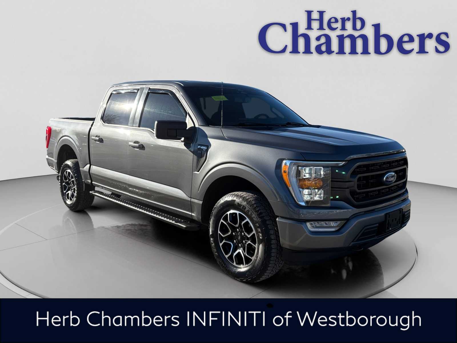 2022 Ford F-150 XLT's photo