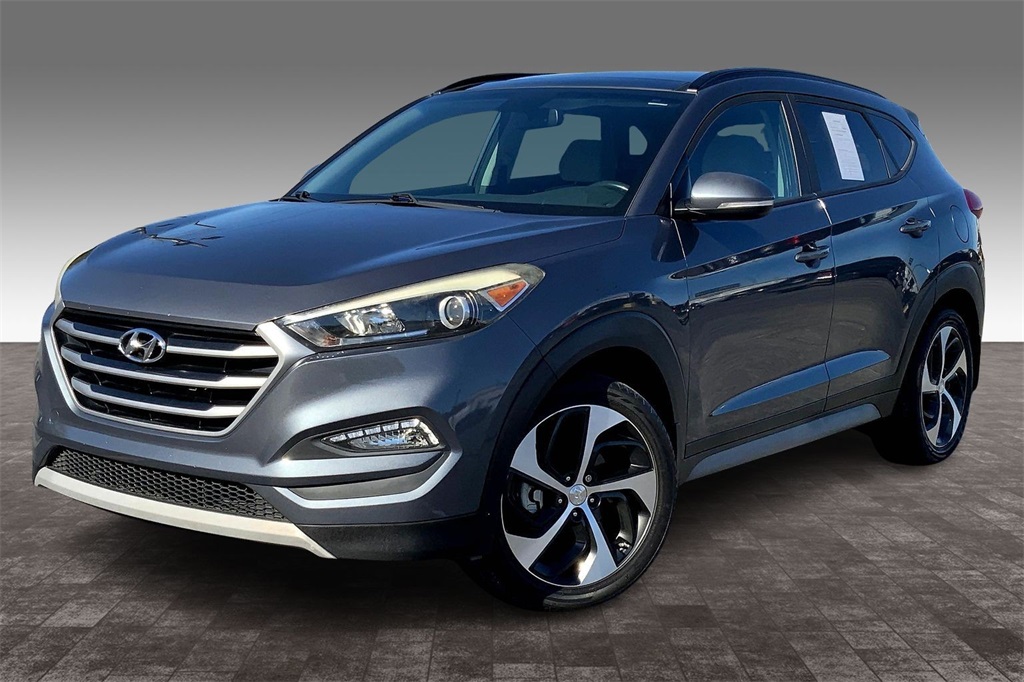 Used 2018 Hyundai Tucson Value with VIN KM8J33A20JU804494 for sale in Gadsden, AL