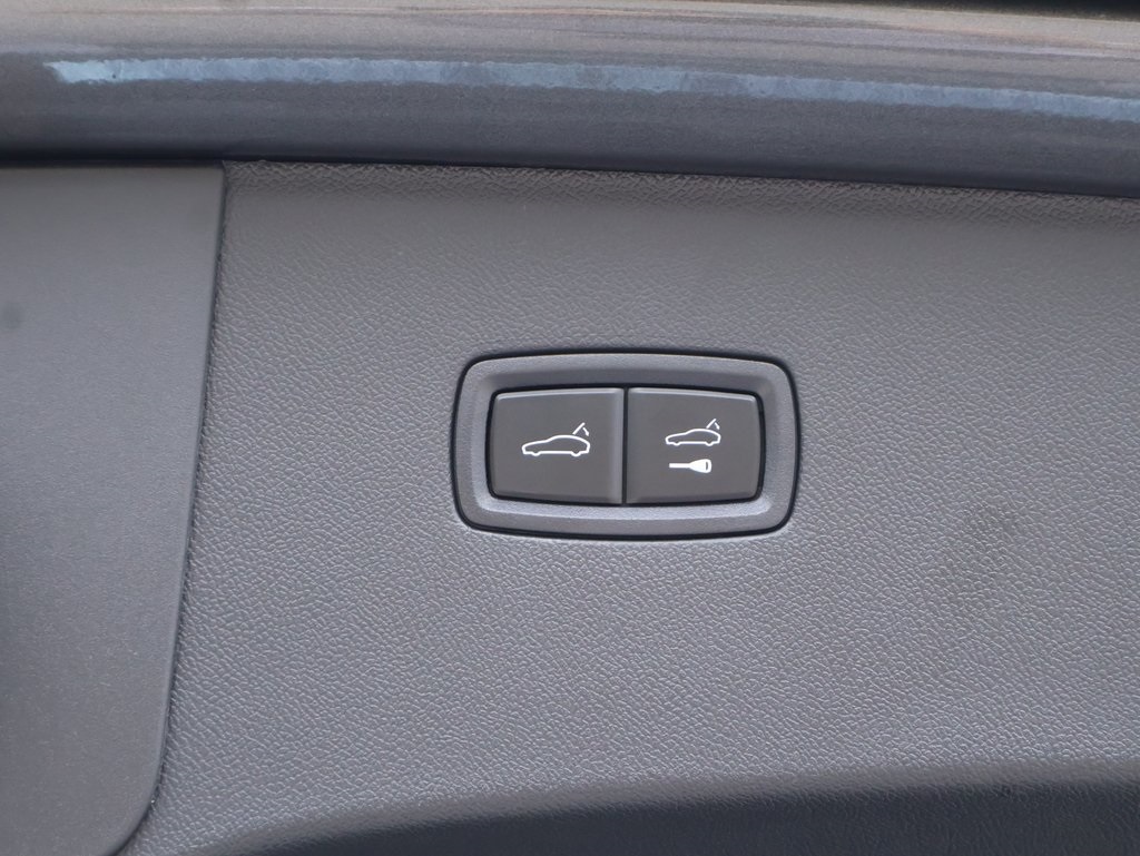 2025 Porsche Cayenne E-Hybrid Coupe Turbo photo 17