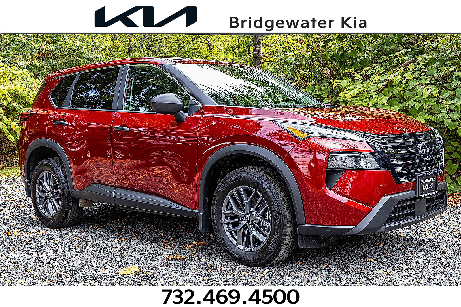 2024 Nissan Rogue S's photo