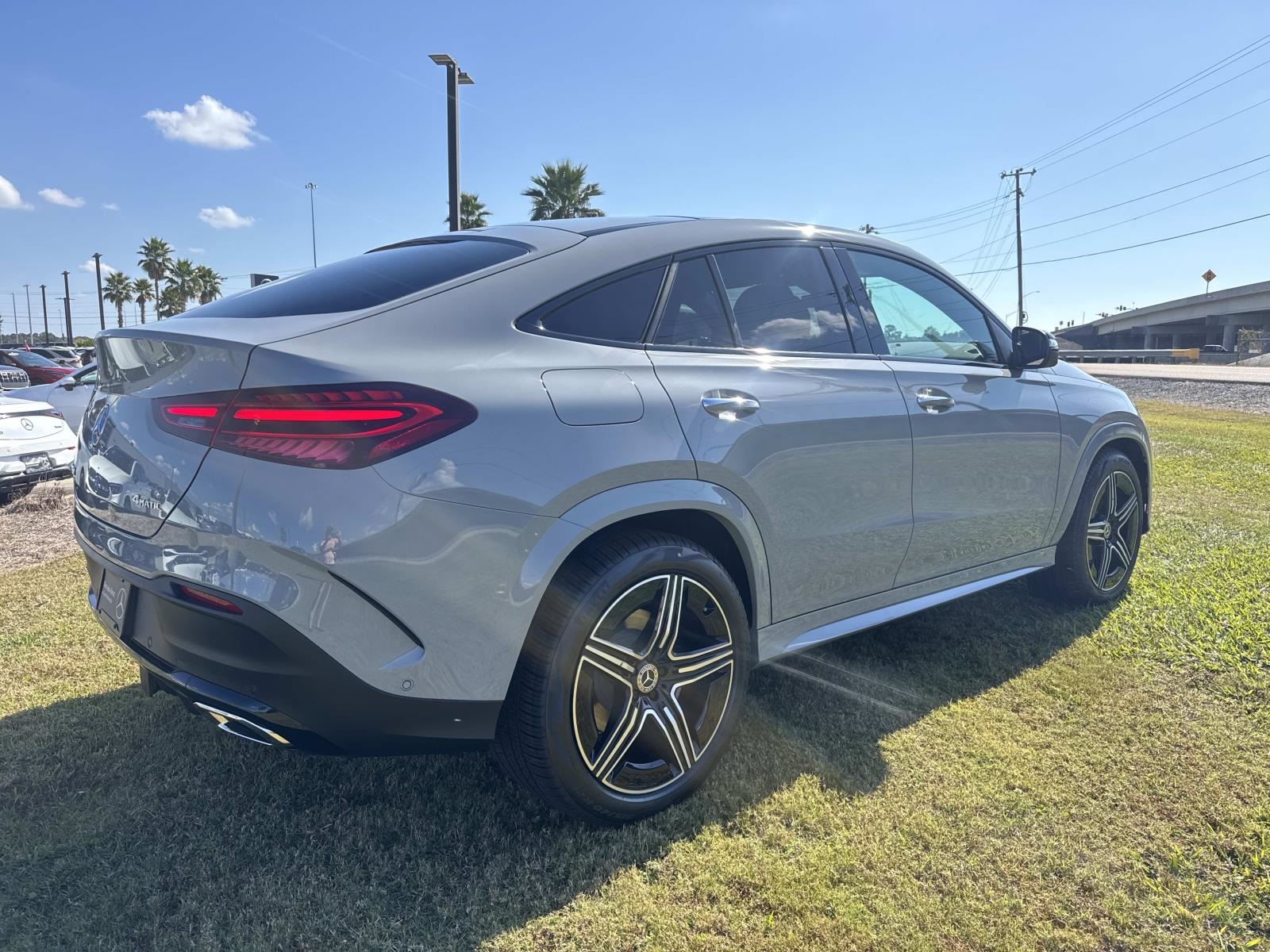 2026 Mercedes Benz GLE 450 Coupe 4MATIC photo 4